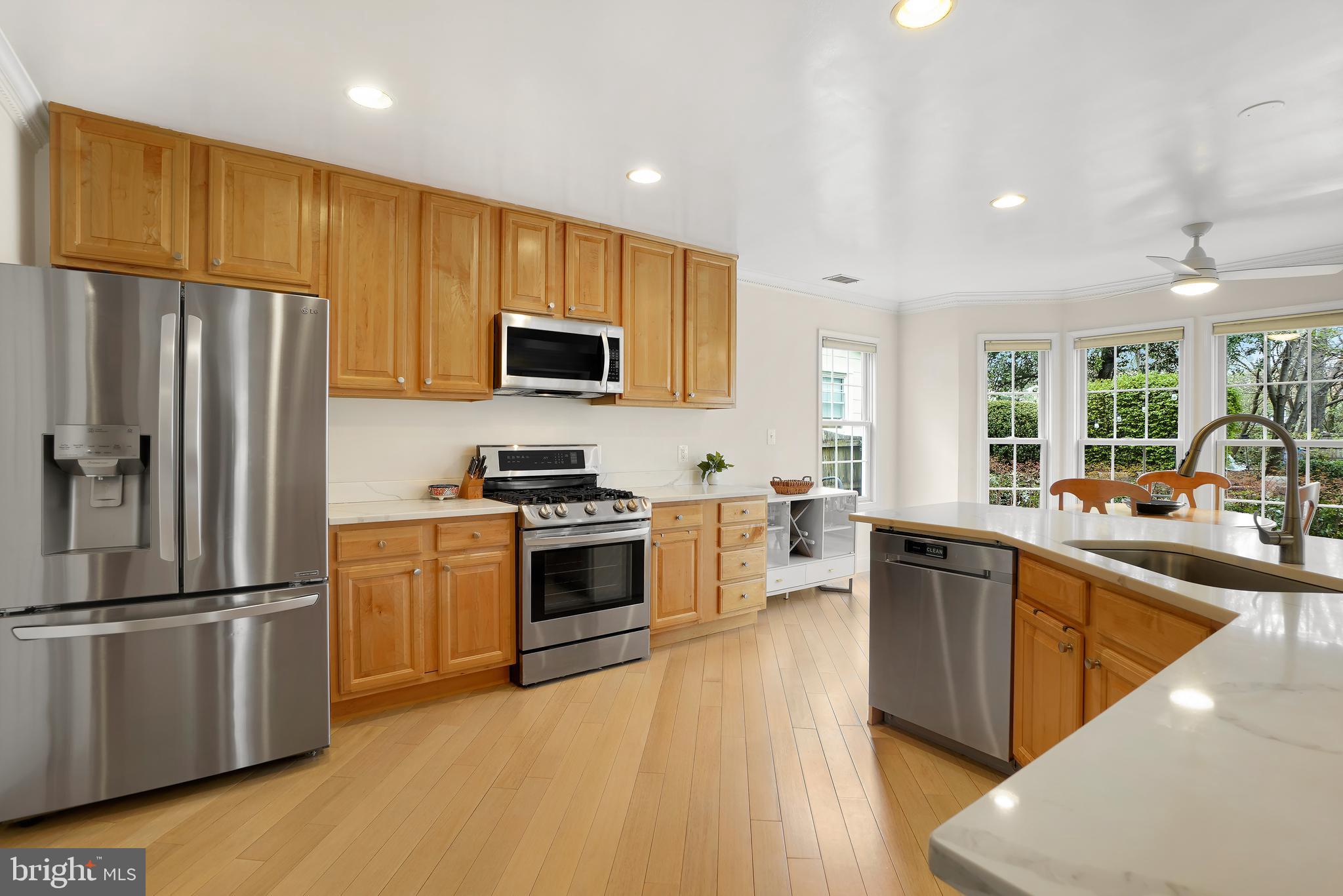 701 Ritchie Avenue Silver Spring, MD 20910 - Photo 13 of 43 Stainless Steel Appliances