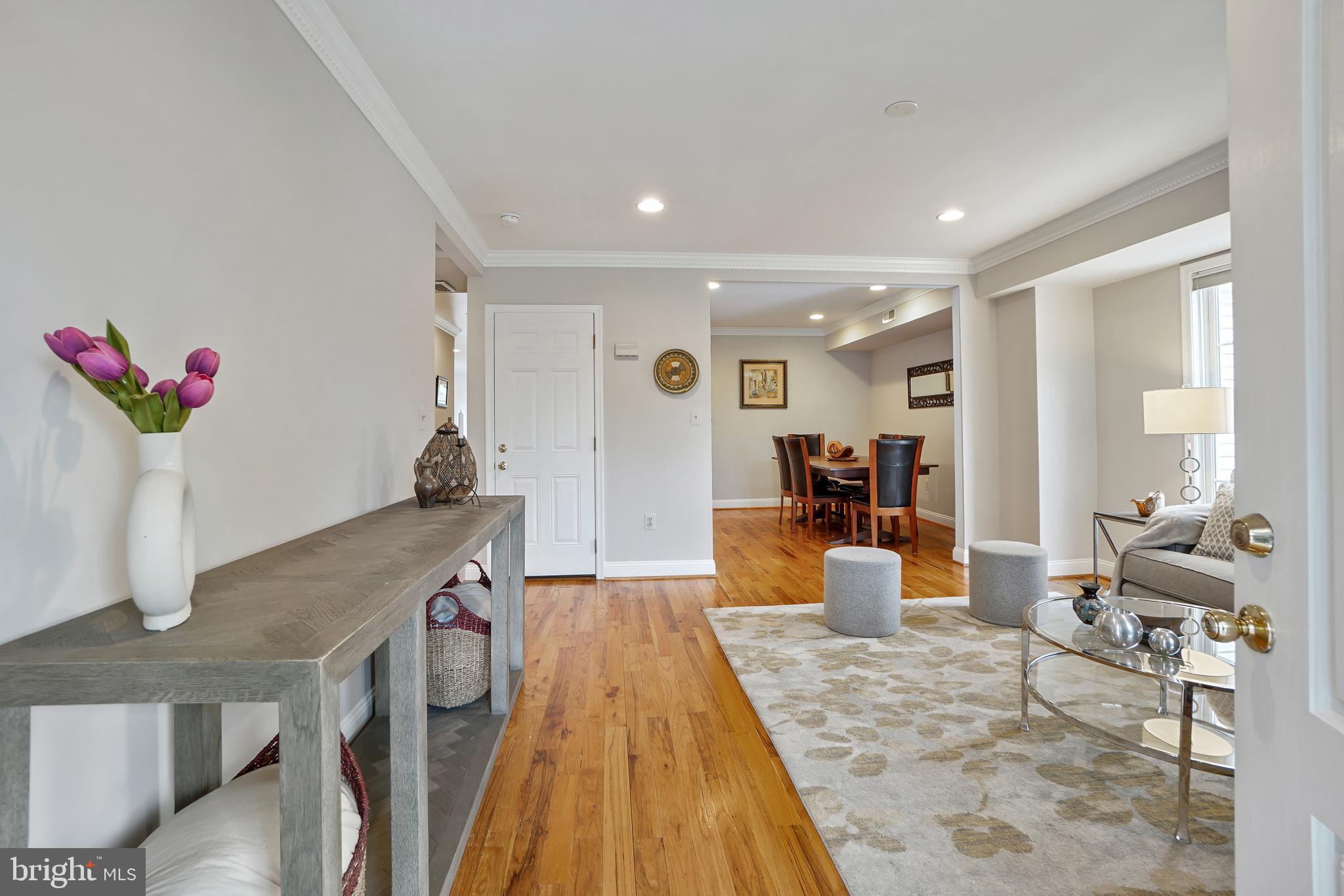 701 Ritchie Avenue Silver Spring, MD 20910 - Photo 2 of 43 Inviting Entry