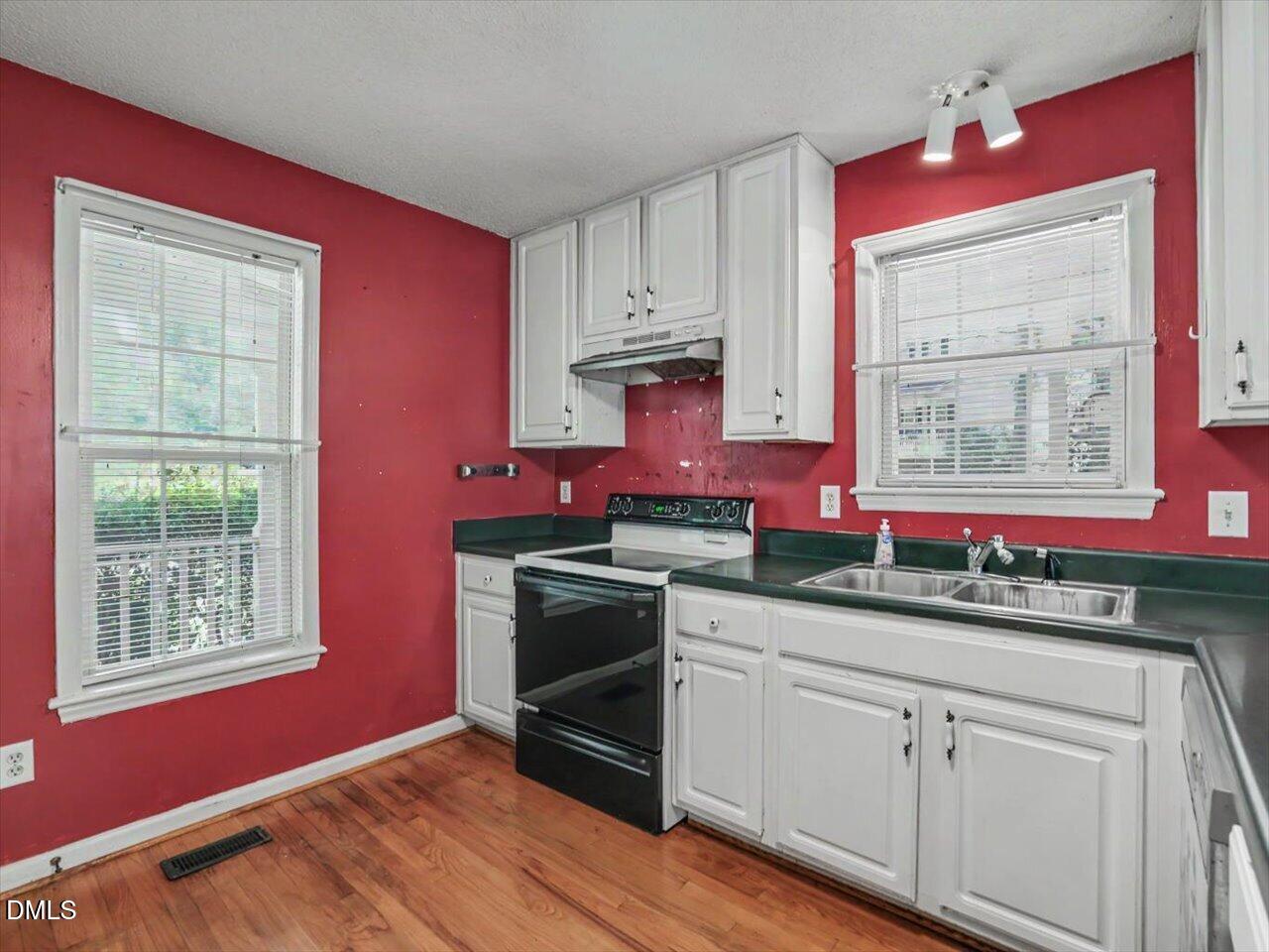 829 Rainer Court Garner, NC 27529 - Photo 6 of 19 26-Kitchen