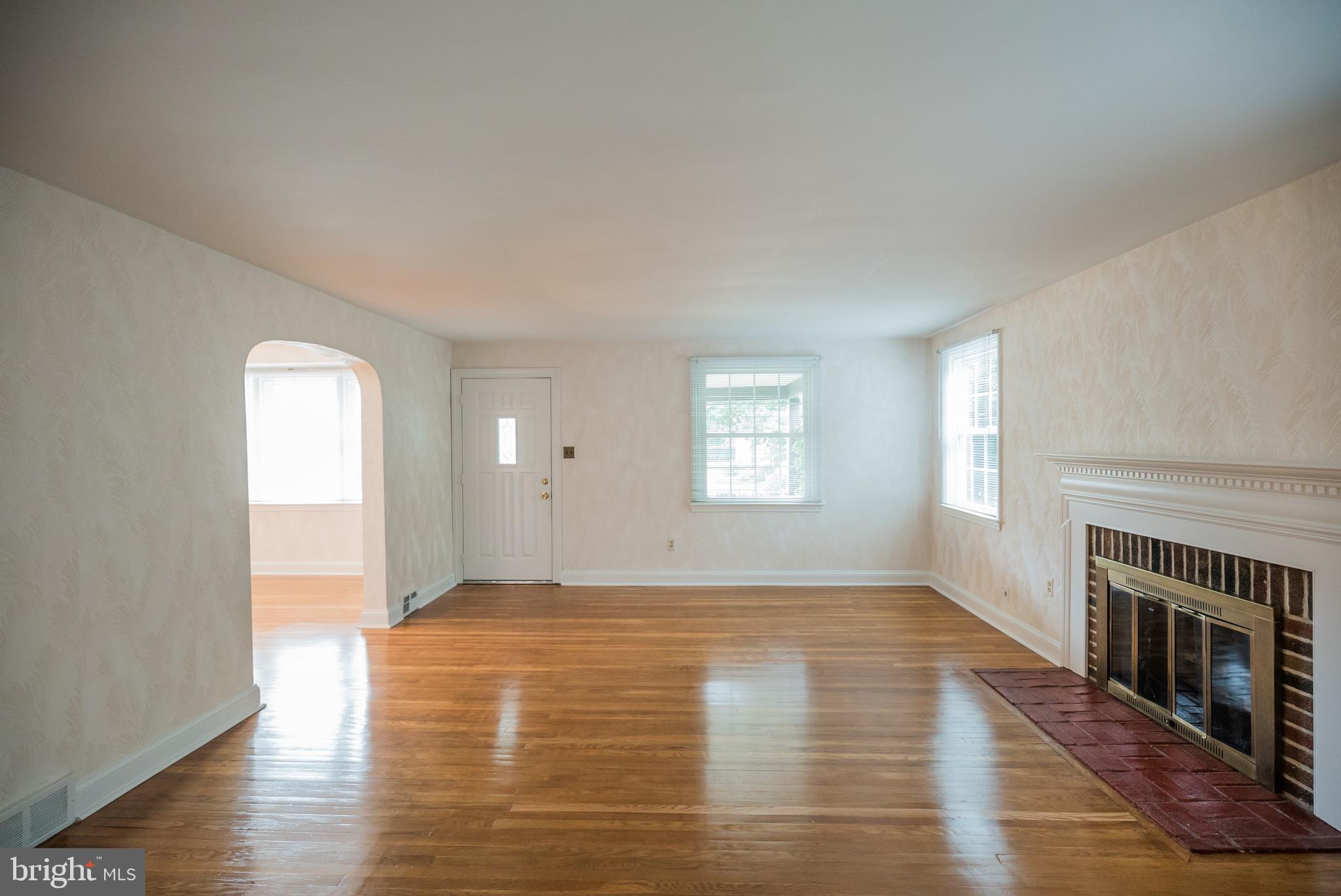 15 Bennington Road Havertown, PA 19083 - Photo 4 of 30 Gallery Image 4