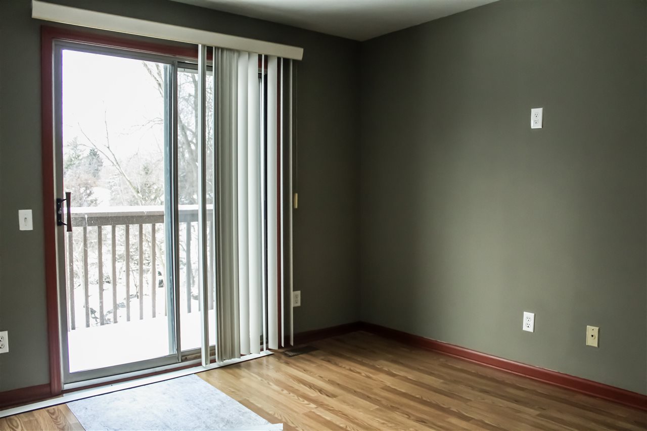67321 Van Dyke Road Washington, MI 48095 - Photo 14 of 25 50031472-13.JPG