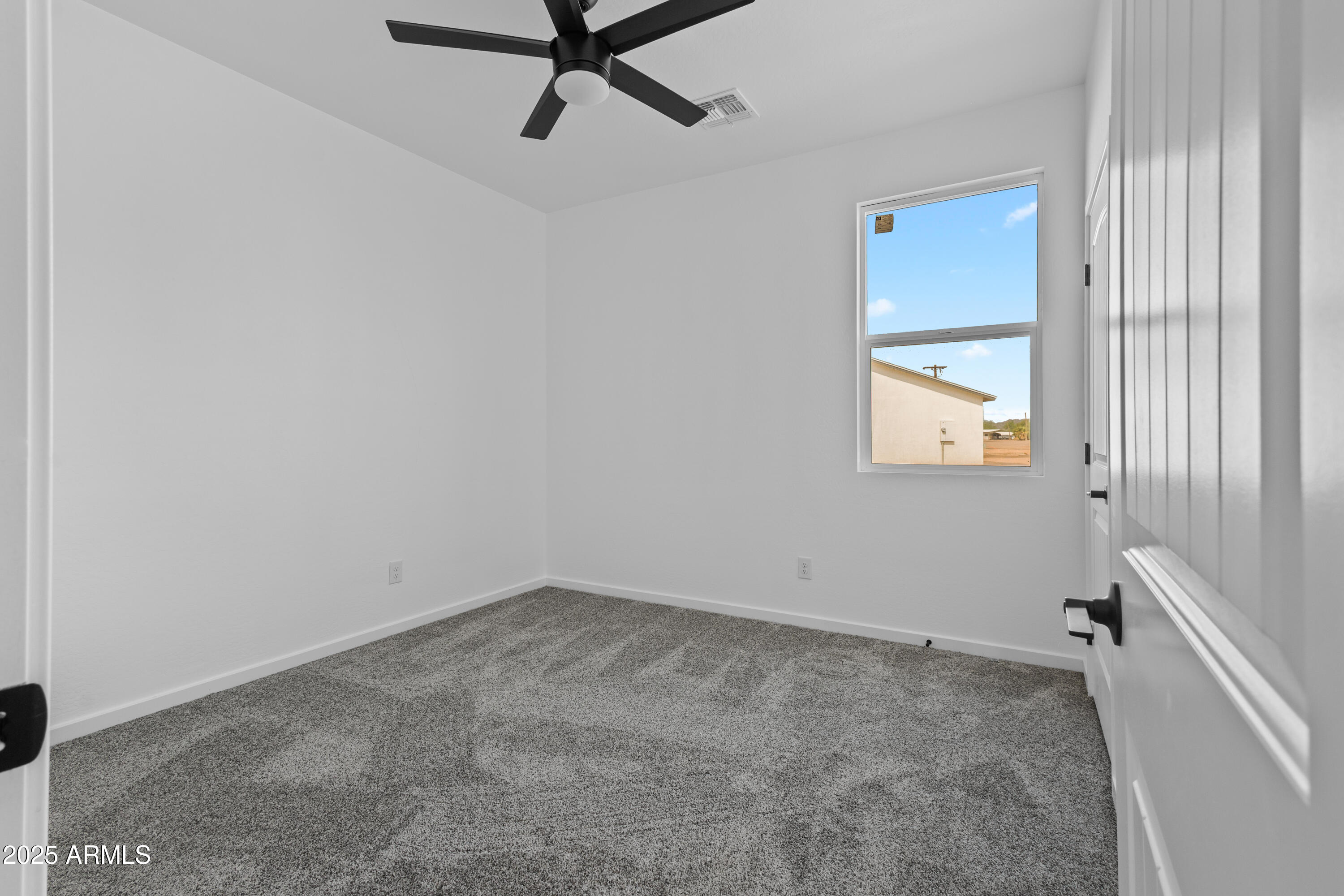 14055 South Berwick Road Arizona City, AZ 85123 - Photo 16 of 33 389A0777