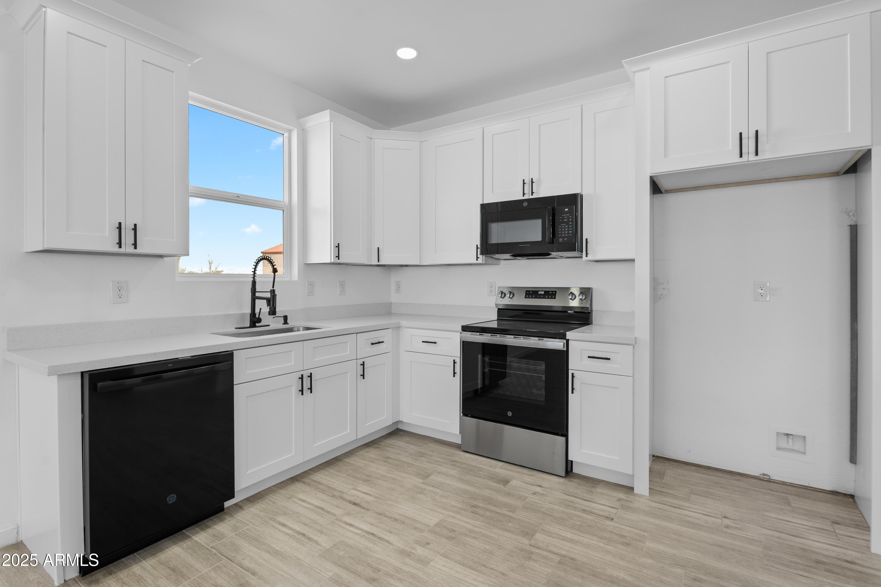 14055 South Berwick Road Arizona City, AZ 85123 - Photo 9 of 33 389A0753