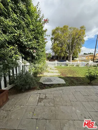 $3,250 | 20748 Stagg Street, Winnetka, CA 91306