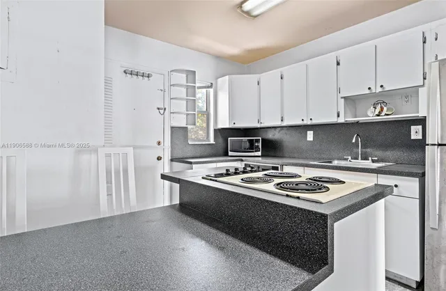 a view of washer and dryer