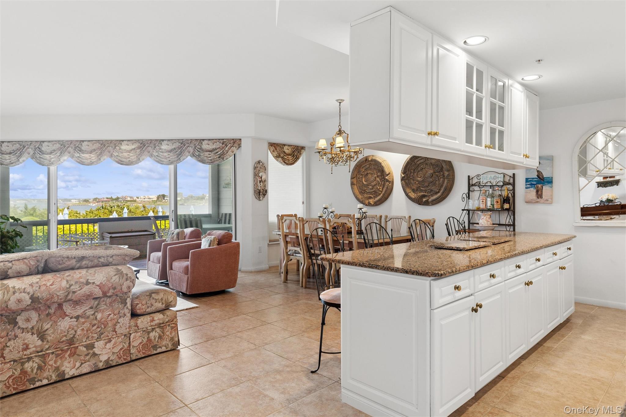 260 Dune Road, Unit 79 Westhampton Beach, NY 11978 - Photo 5 of 18