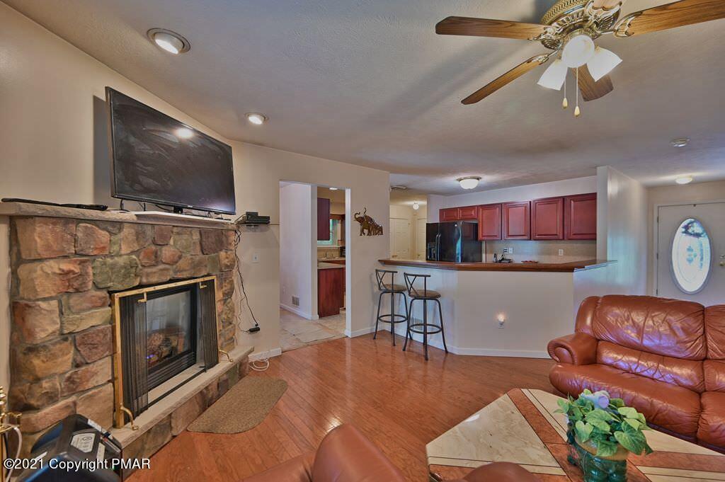 452 Northampton Road Tobyhanna, PA 18466 - Photo 8 of 40 Photo 08