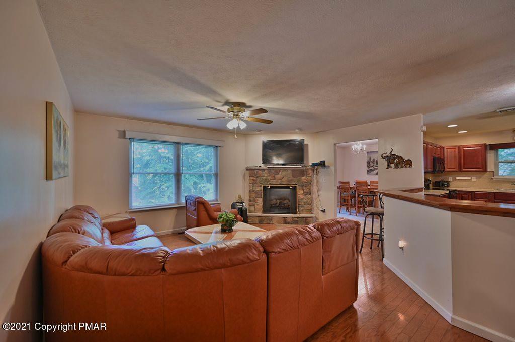 452 Northampton Road Tobyhanna, PA 18466 - Photo 9 of 40 Photo 11