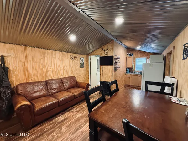 $199,500 | 4101 Off County Road, Sallis, MS 39160