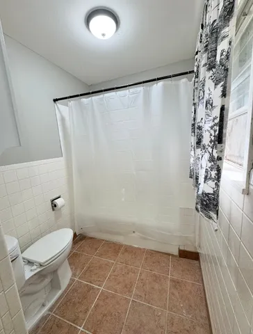 $1,760 | 1225 Lake Terrace Drive, Elgin, TX 78621