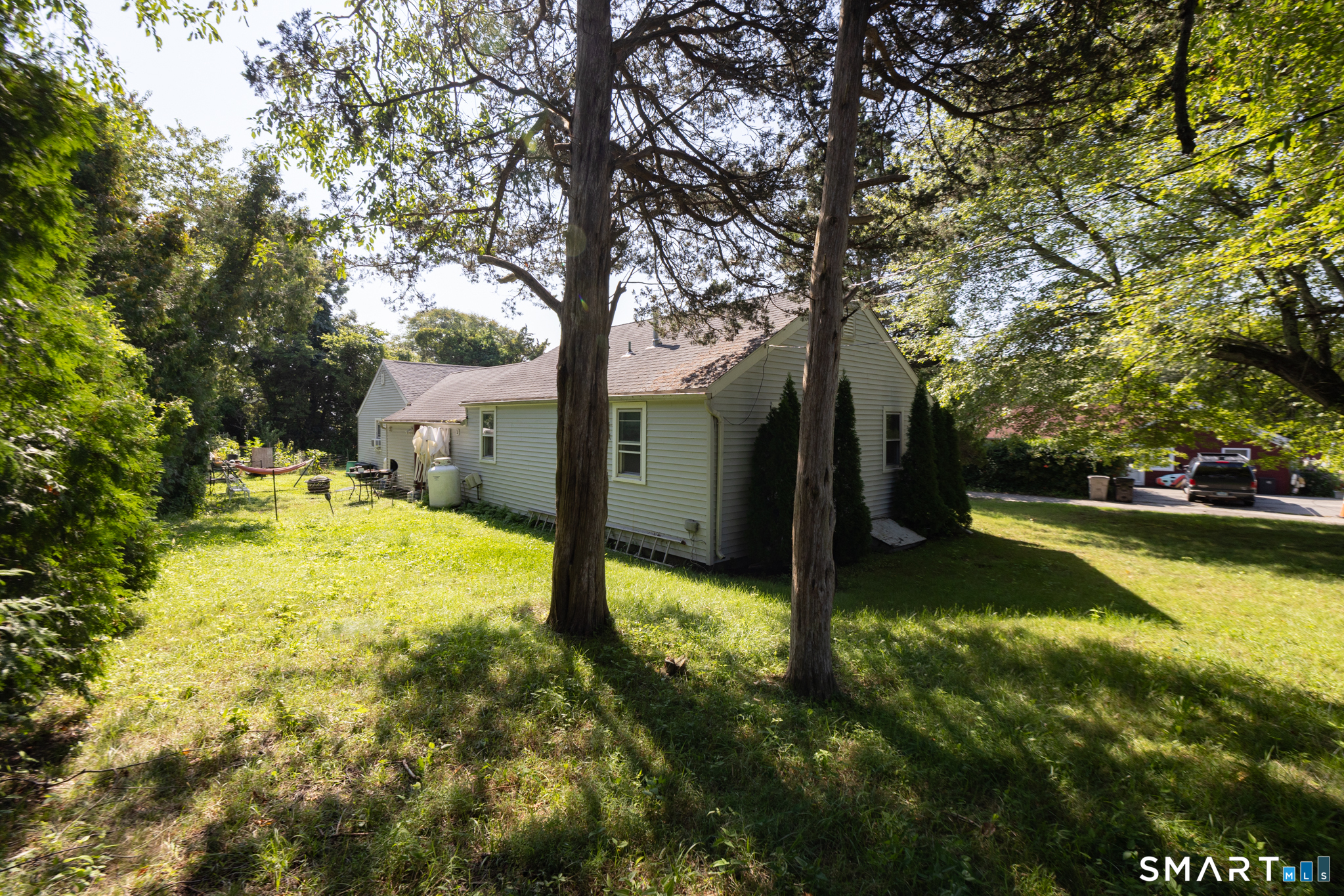 44-46 Beach Park Road Clinton, CT 06413 - Photo 26 of 33 Gallery Image 26