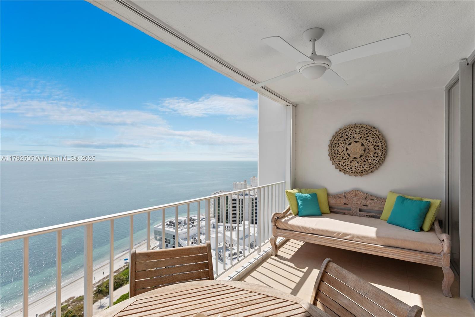 881 Ocean Drive, Unit 24C Key Biscayne, FL 33149 - Photo 11 of 22
