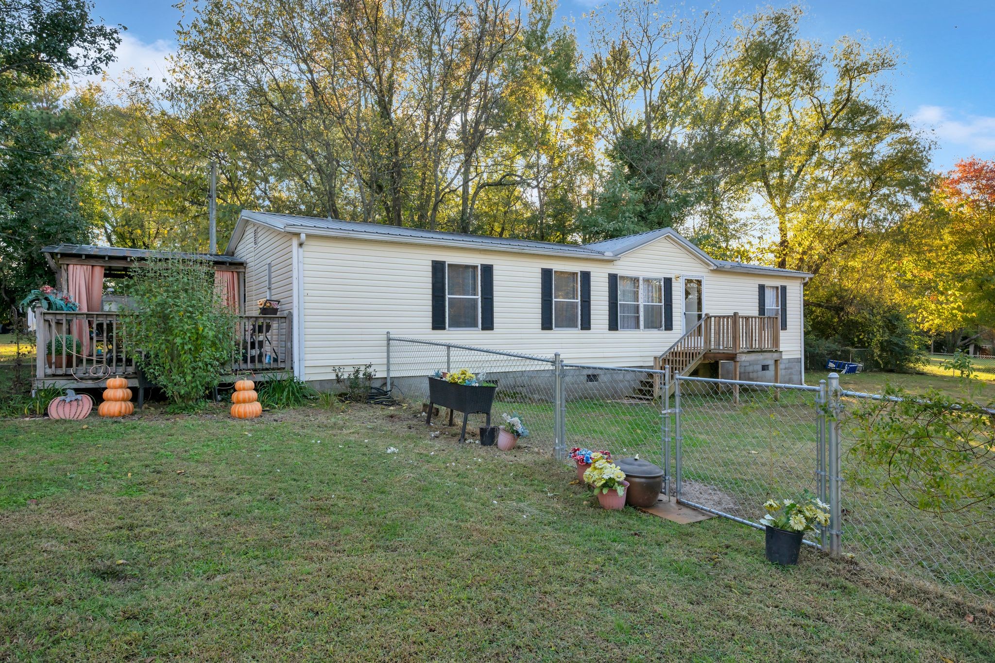 944 Deason Road Dickson, TN 37055 - Photo 4 of 29