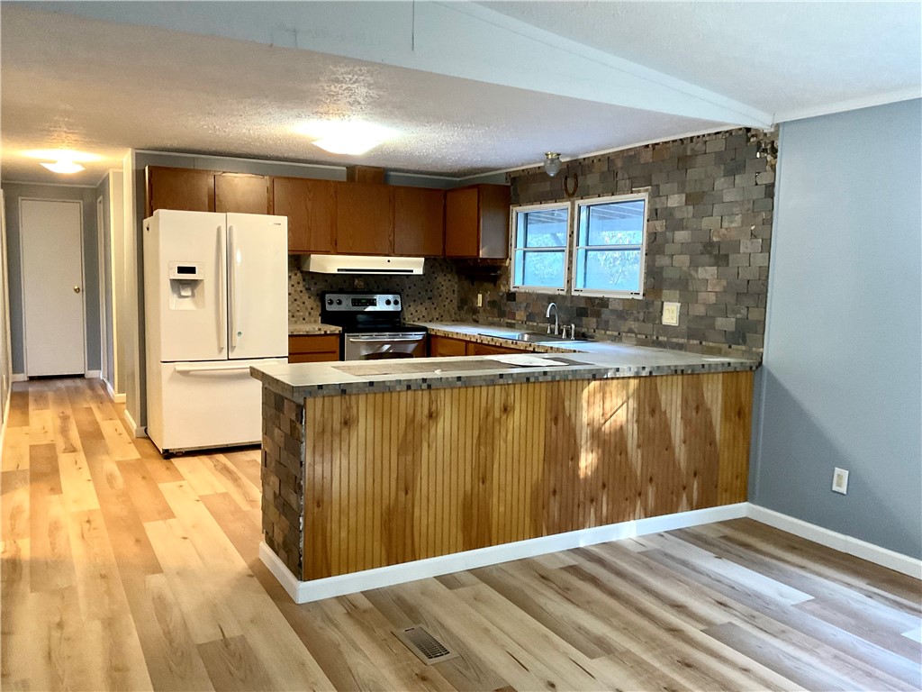 541 North Horseshoe Bridge Road Westminster, SC 29693 - Photo 13 of 49 Gallery Image 13
