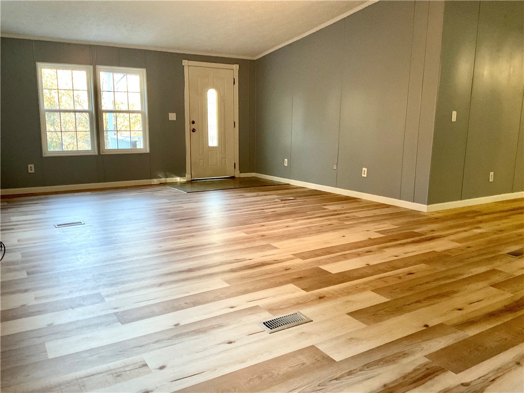 541 North Horseshoe Bridge Road Westminster, SC 29693 - Photo 3 of 49 Gallery Image 3