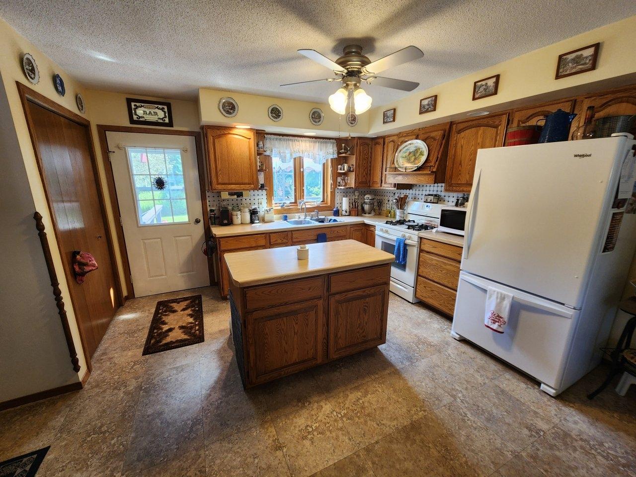 W6973 Raskie Road Phillips, WI 54555 - Photo 10 of 32 Gallery Image 10