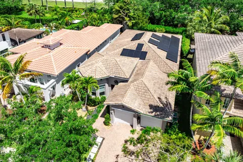 $899,000 | 10715 Northwest 83rd Court, Parkland, FL 33076