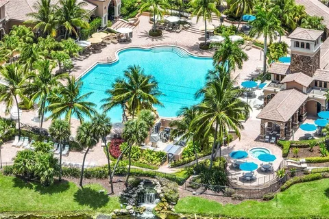 $899,000 | 10715 Northwest 83rd Court, Parkland, FL 33076