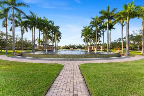 $899,000 | 10715 Northwest 83rd Court, Parkland, FL 33076