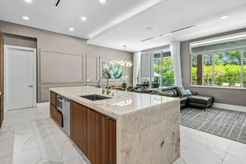 $899,000 | 10715 Northwest 83rd Court, Parkland, FL 33076