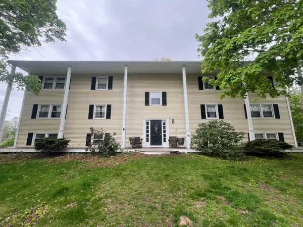 $474,900 | 140 Cass Street, Unit A, Portsmouth, NH 03801