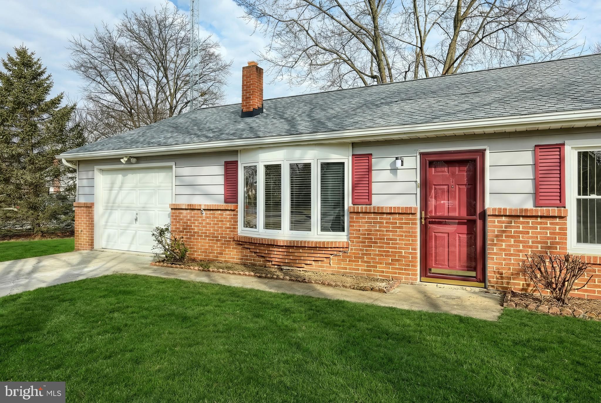 326 Park Heights Boulevard Hanover, PA 17331 - Photo 9 of 35 Charming home with inviting curb appeal.