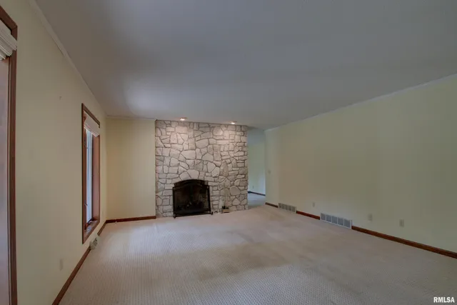 $450,000 | 5310 South 24th Street, Quincy, IL 62305