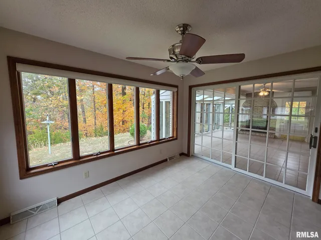 $450,000 | 5310 South 24th Street, Quincy, IL 62305