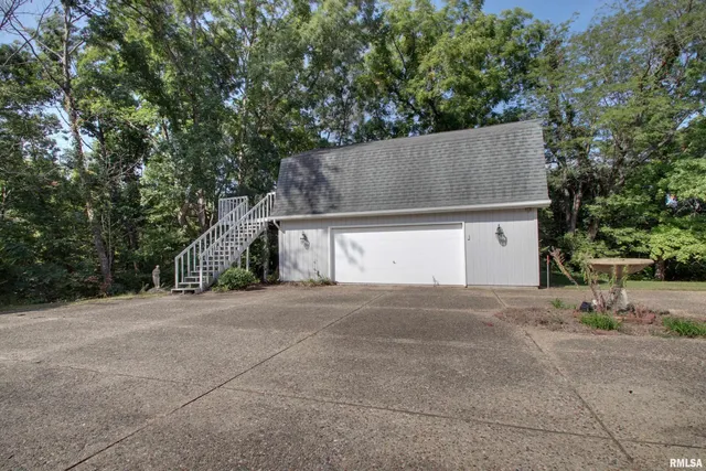 $450,000 | 5310 South 24th Street, Quincy, IL 62305