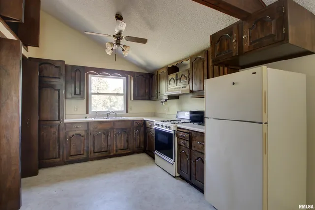 $450,000 | 5310 South 24th Street, Quincy, IL 62305