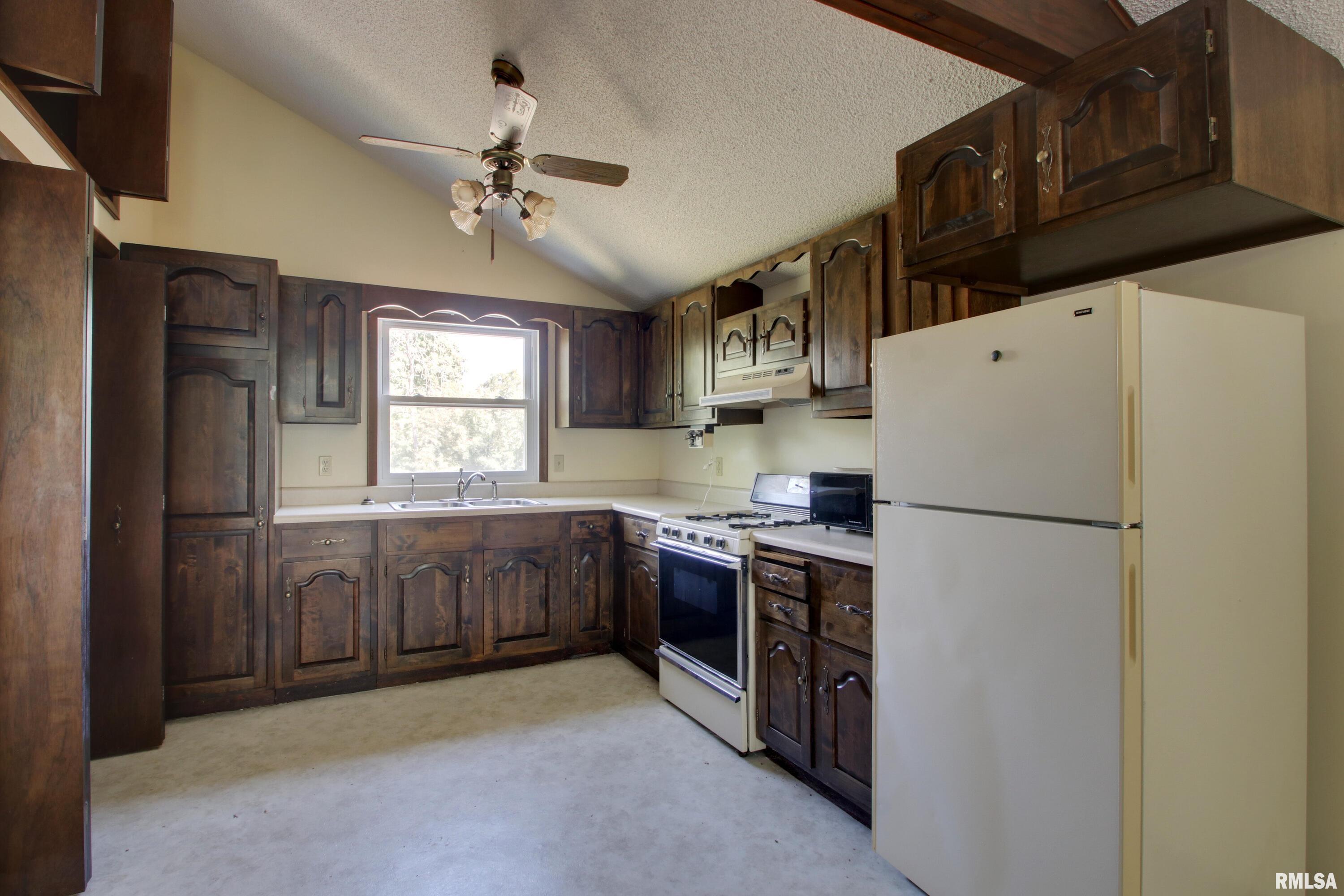 5310 South 24th Street Quincy, IL 62305 - Photo 34 of 62