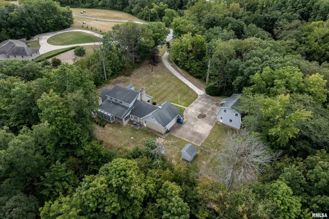 $450,000 | 5310 South 24th Street, Quincy, IL 62305