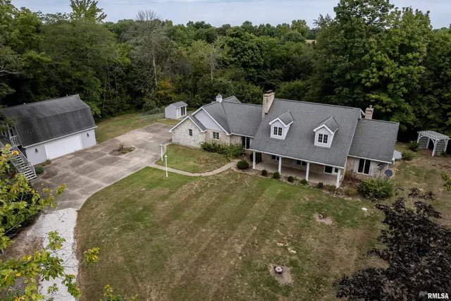 $450,000 | 5310 South 24th Street, Quincy, IL 62305