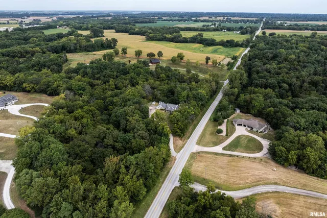 $450,000 | 5310 South 24th Street, Quincy, IL 62305