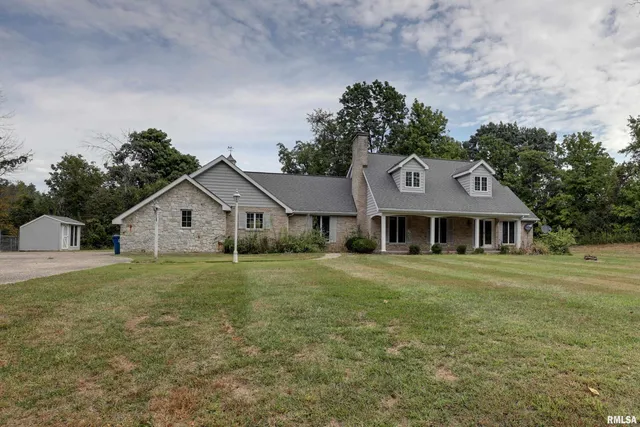 $450,000 | 5310 South 24th Street, Quincy, IL 62305