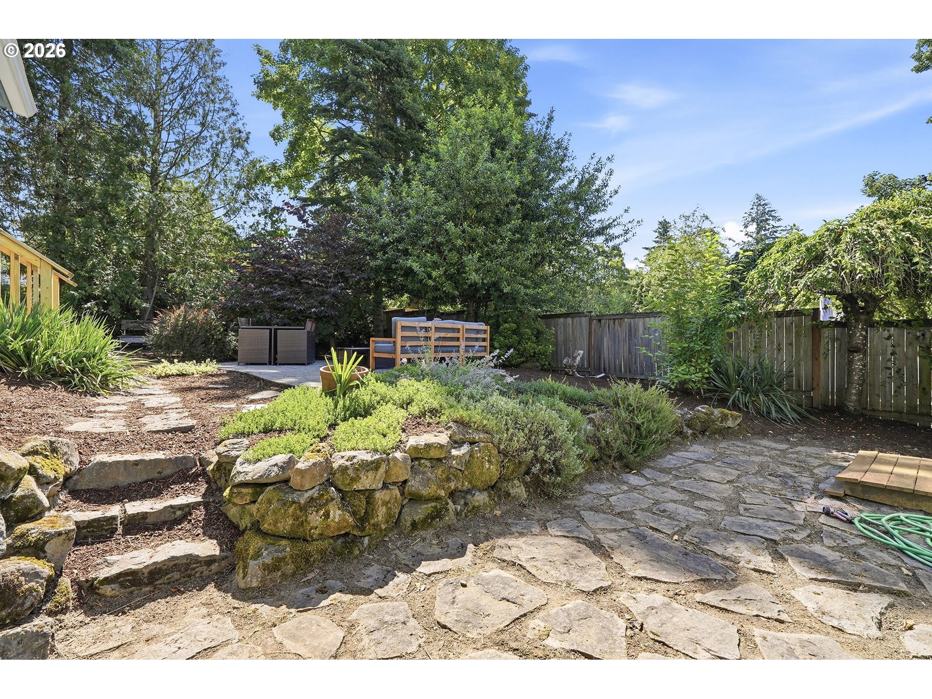 7464 Southwest 53rd Avenue Portland, OR 97219 - Photo 20 of 32
