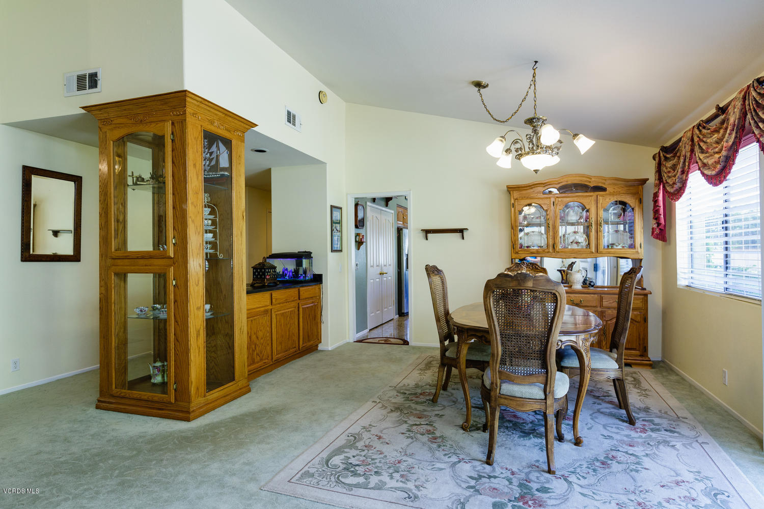 2691 Riata Court Camarillo, CA 93012 - Photo 14 of 36 2169 Riata Ct Camarillo CA-MLS_Size-006-