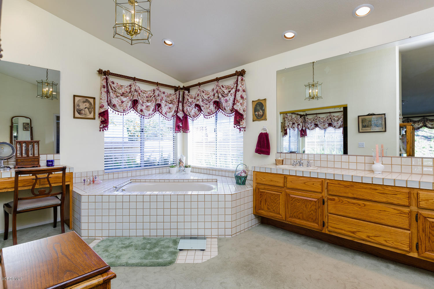 2691 Riata Court Camarillo, CA 93012 - Photo 26 of 36 2169 Riata Ct Camarillo CA-MLS_Size-016-