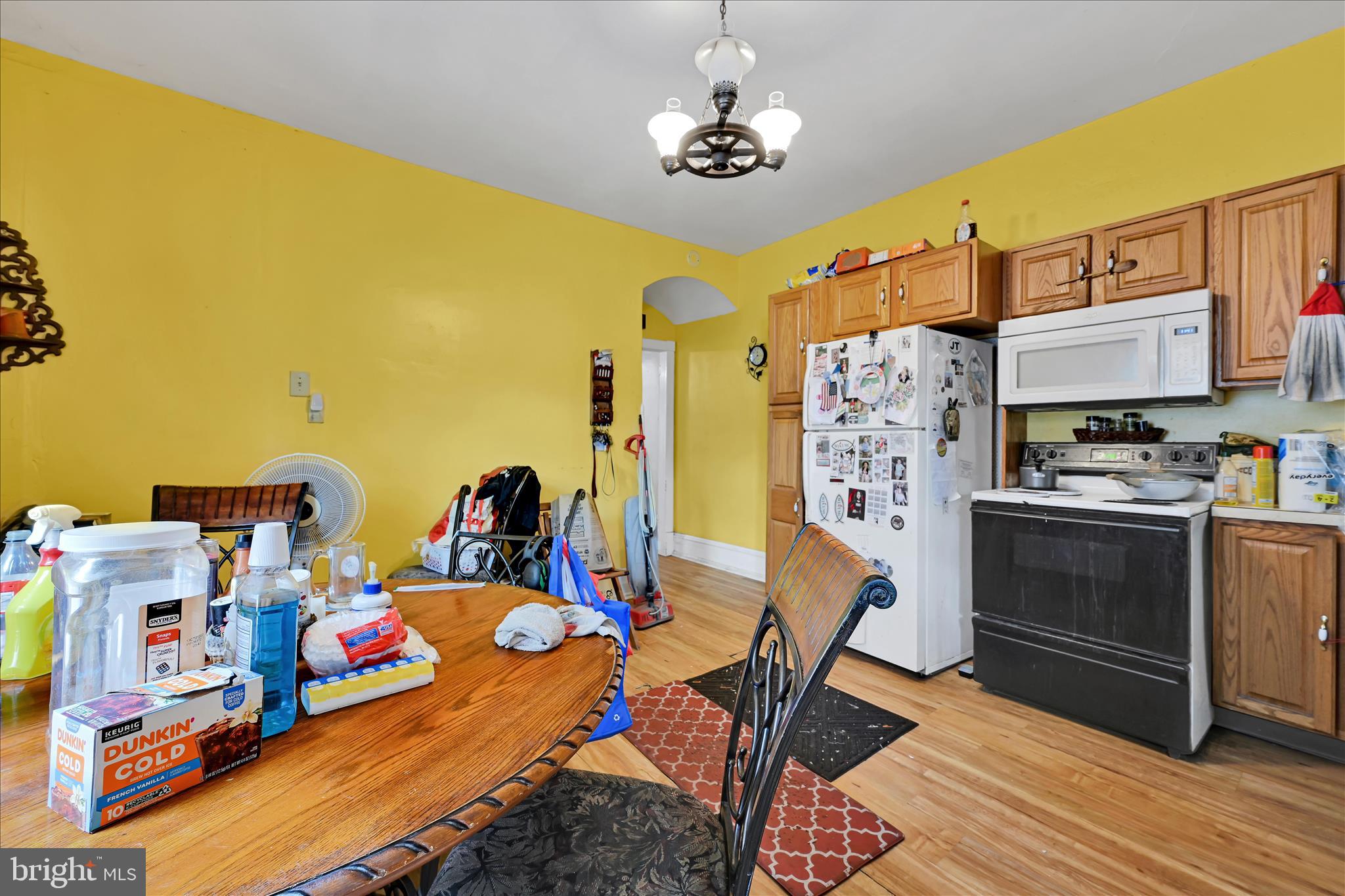 107 Woodrow Avenue Sinking Spring, PA 19608 - Photo 11 of 32 Kitchen