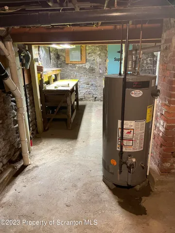 $259,000 | 1714 Adams Avenue, Dunmore, PA 18509