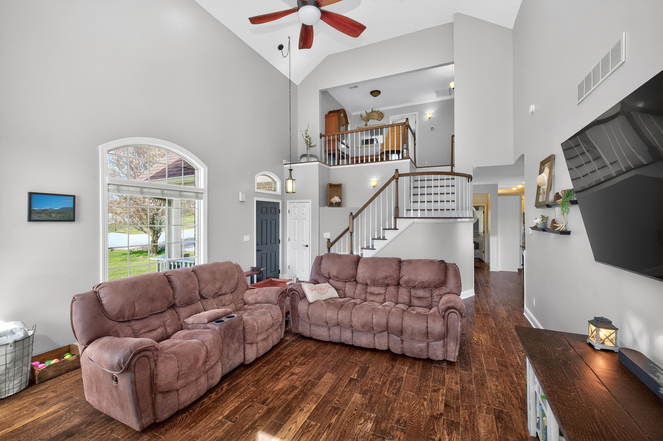 201 Squires Pointe Road Paris, KY 40361 - Photo 8 of 59 108