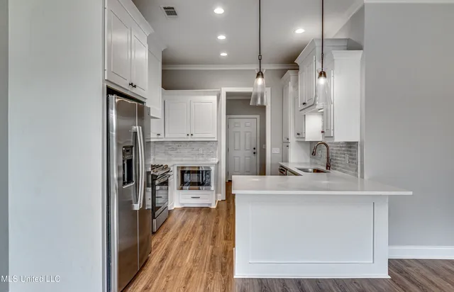 $355,000 | 502 Black Cherry Cove, Canton, MS 39046