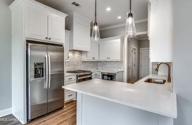 $355,000 | 502 Black Cherry Cove, Canton, MS 39046