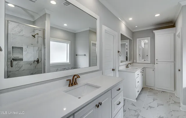 $355,000 | 502 Black Cherry Cove, Canton, MS 39046