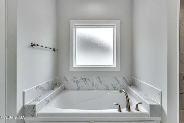 $355,000 | 502 Black Cherry Cove, Canton, MS 39046