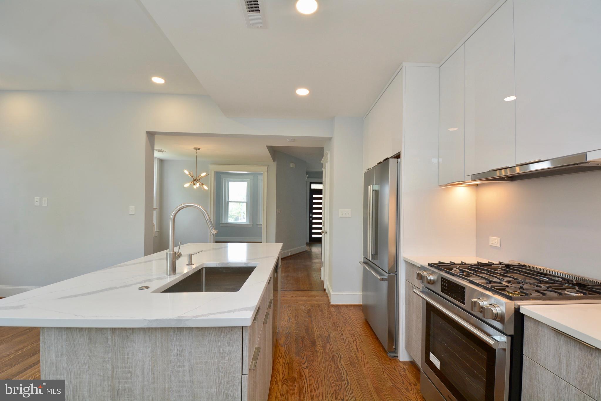 1724 2nd Street Northwest Washington, DC 20001 - Photo 13 of 32