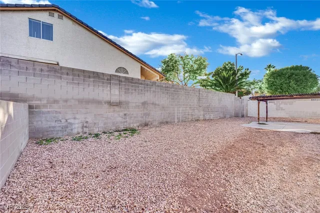$530,000 | 2042 Angel Falls Drive, Henderson, NV 89074