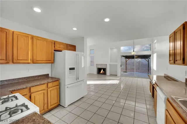 $530,000 | 2042 Angel Falls Drive, Henderson, NV 89074