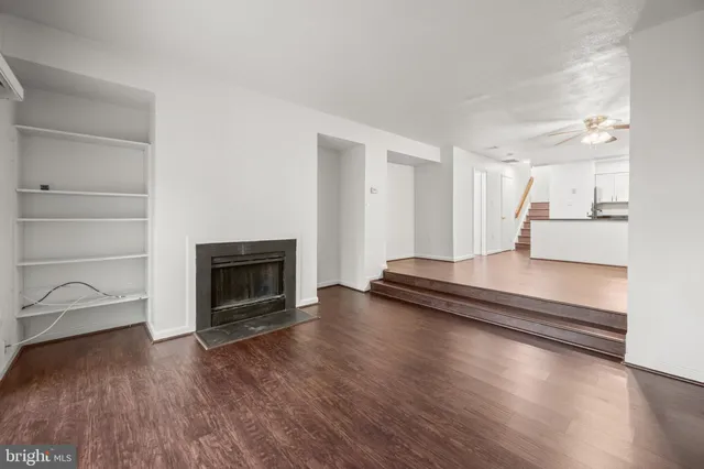 $310,000 | 18120 Windsor Hill Drive, Unit 106A, Olney, MD 20832