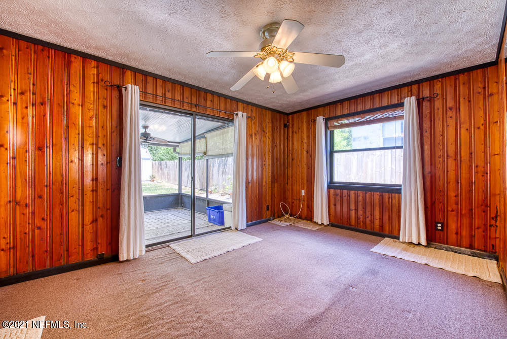 10435 Jolynn Road Jacksonville, FL 32225 - Photo 13 of 26 Family Room